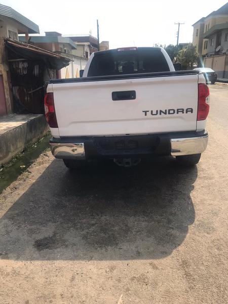 Toyota Tundra • 2017 • 40,000 km 5