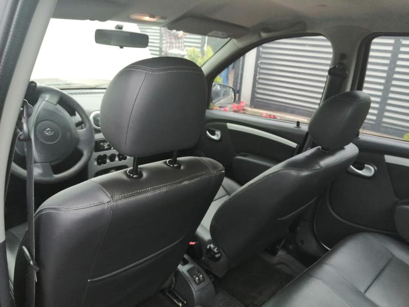 Renault Logan • 2012 • 1,600 km 6