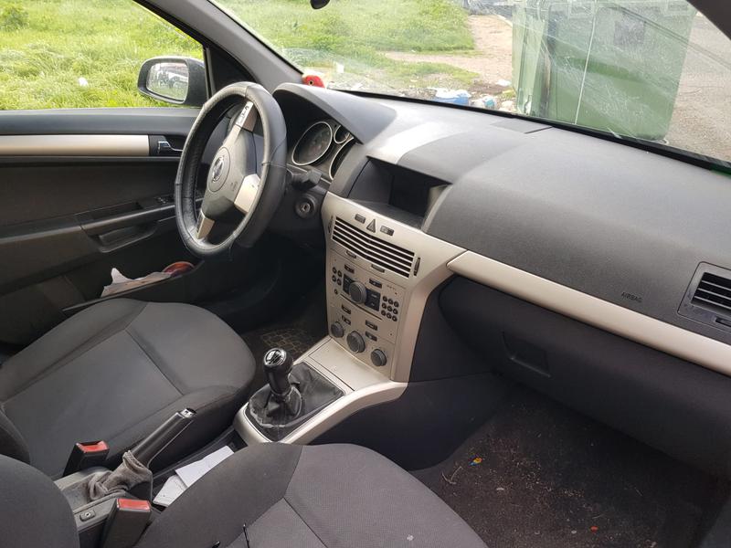 Opel Astra caravan • 2008 • 191,000 km 7