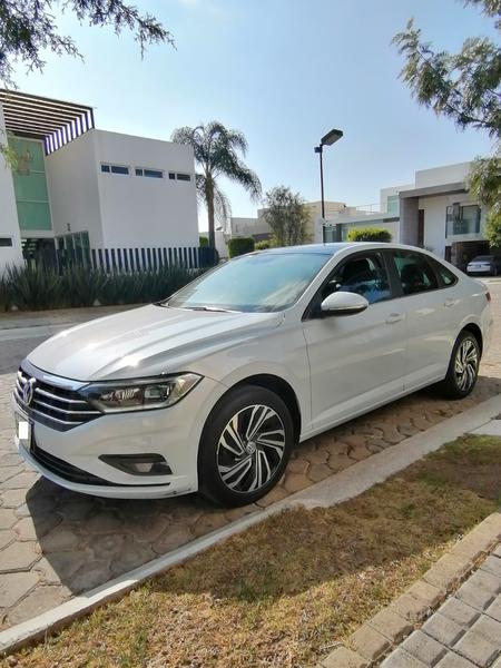 Volkswagen Jetta • 2019 • 65,000 km 6
