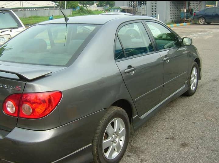 Toyota Corolla • 2006 • 52,200 km 5