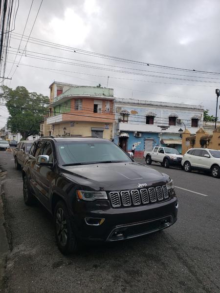 Jeep Grand Cherokee • 2017 • 164,000 km 5