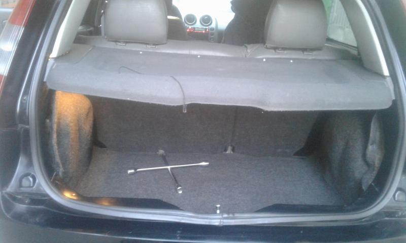 Ford Fiesta • 2005 • 174,000 km 4