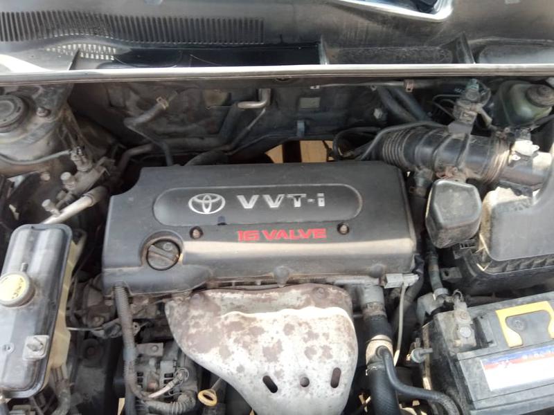 Toyota RAV4 • 2008 • 32,000 km 5