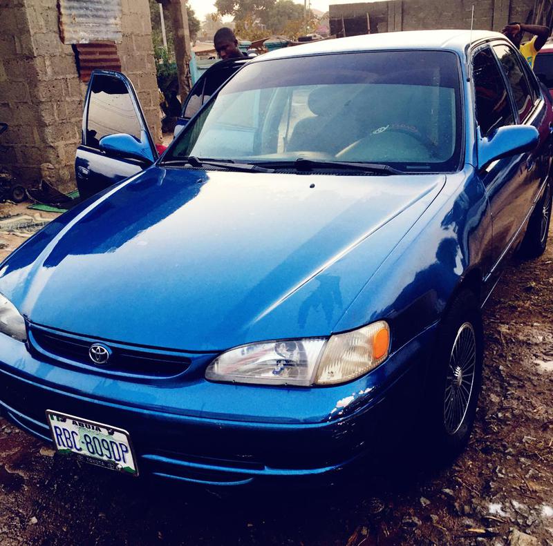 Toyota Corolla • 2000 • 2,550,086 km 3