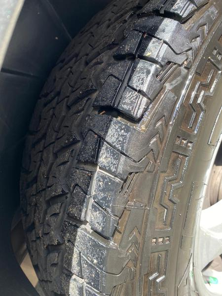 Hyundai Santa Fe • 2009 • 115,000 km 2