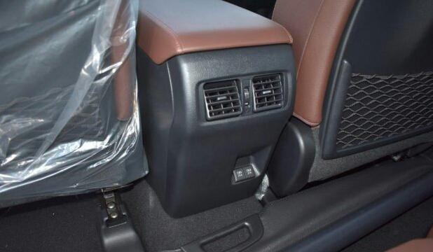 Toyota 4 Runner Limited • 2020 • 0 km 7