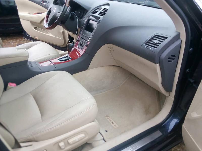 Lexus GS • 2010 • 70,000 km 10