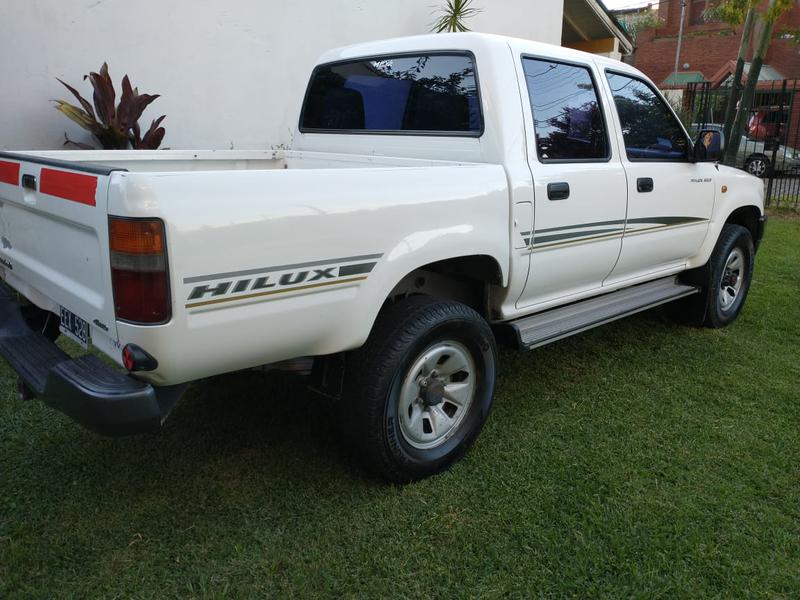 Toyota Hilux • 2004 • 14,000 km 4