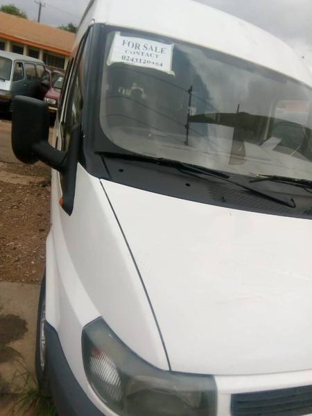 Ford Transit • 2006 • 254,171 km 4