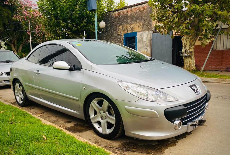 Peugeot 307 CC • 2006 • 1,210,000 km 3