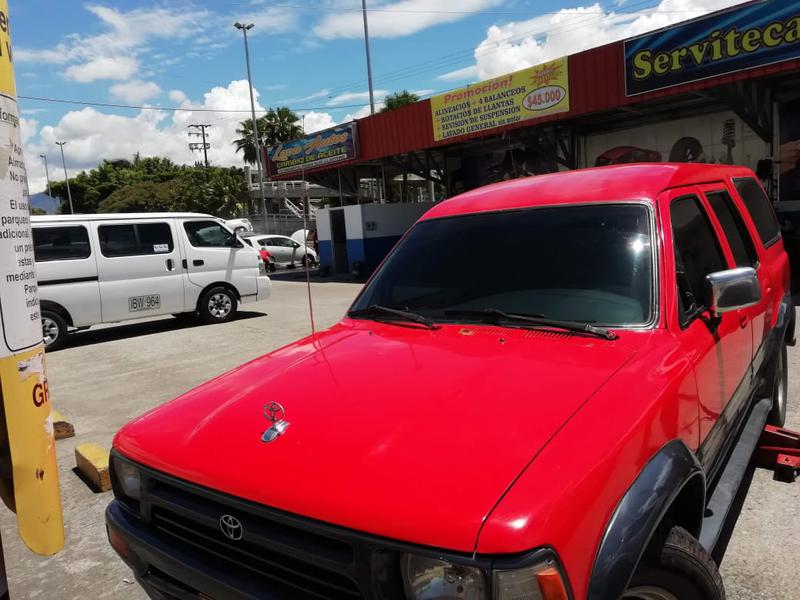 Toyota Hilux • 1994 • 196,000 km 7