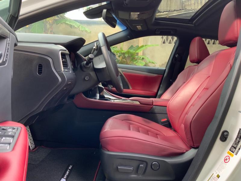 Lexus RX • 2019 • 36,000 km 4