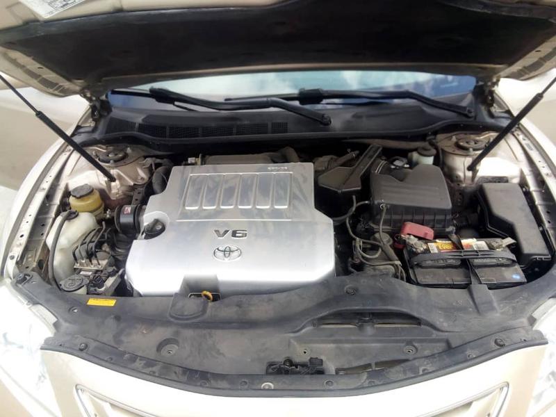 Toyota Camry • 2008 • 17,100 km 5