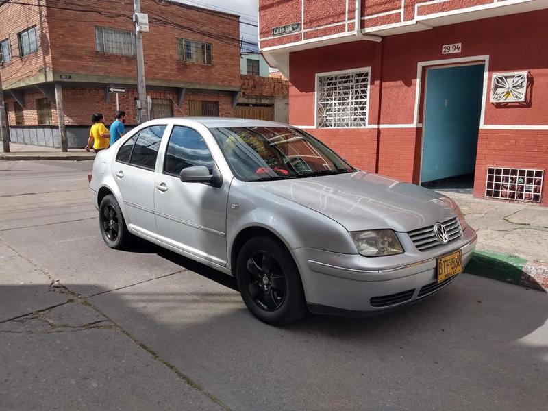 Volkswagen Jetta • 2006 • 122,000 km 4