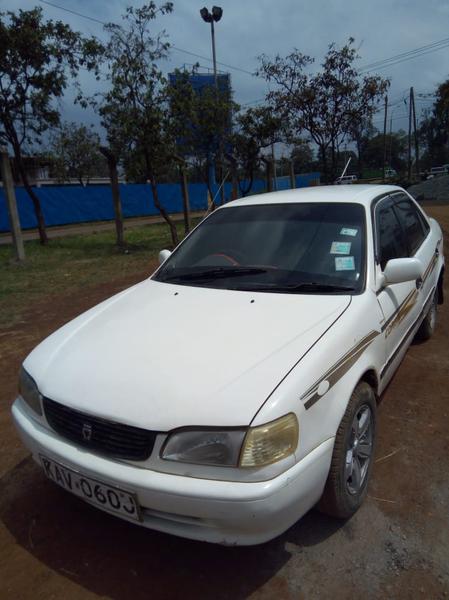 Toyota Corolla • 2000 • 20,000 km 1