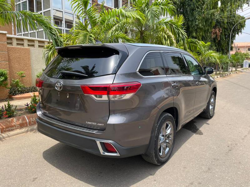 Toyota Highlander • 2019 • 80,985 km 1