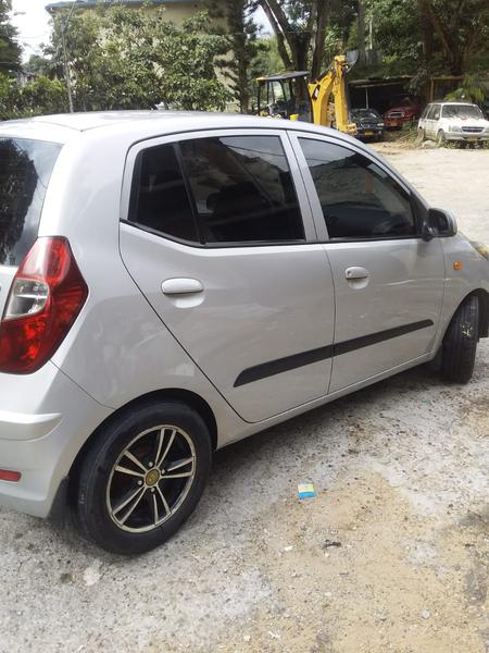 Hyundai i10 • 2012 • 95,000 km 3