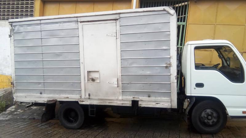 Chevrolet 3500 • 2009 • 164,000 km 3