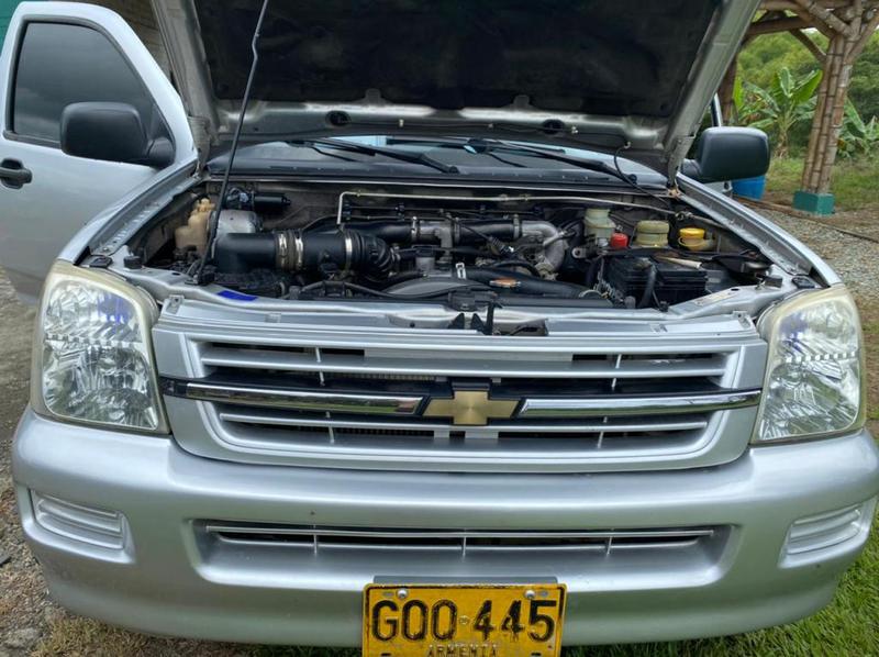 Chevrolet Luv • 2005 • 313,000 km 11