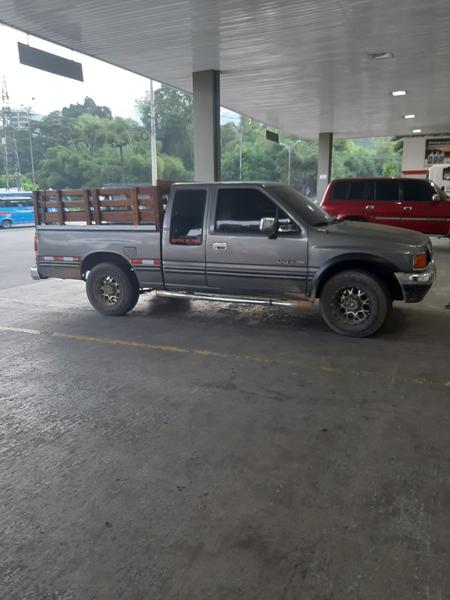 Chevrolet Luv • 1997 • 250 km 2