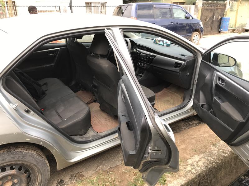 Toyota Corolla • 2014 • 67,976 km 3