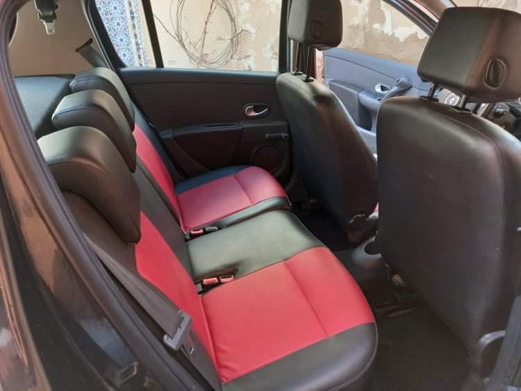 Renault Clio • 2010 • 154,000 km 14