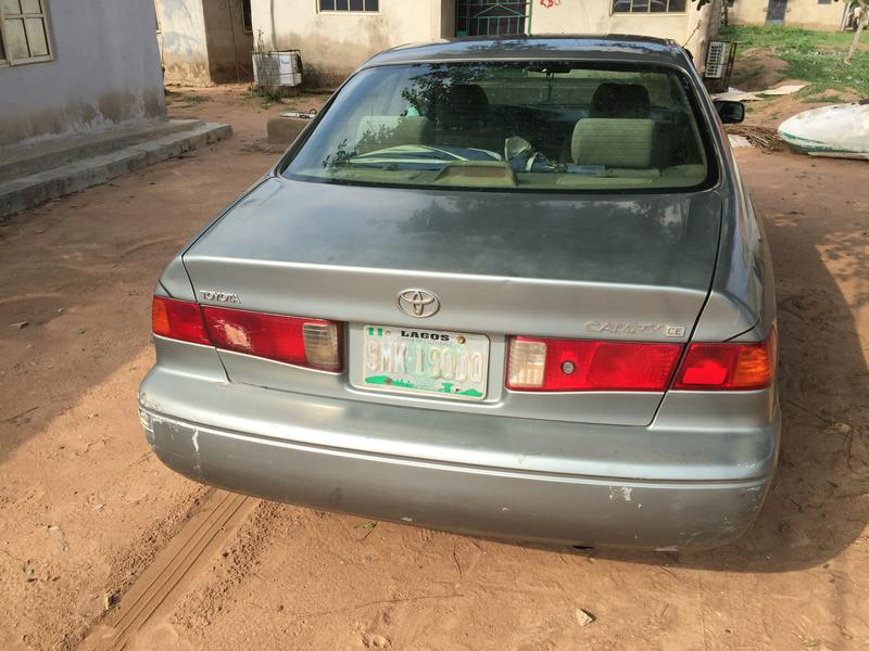 Toyota Camry • 2001 • 216,000 km 3