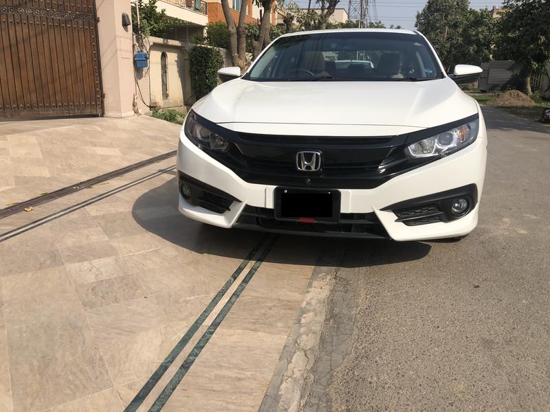 Honda Civic • 2016 • 46,000 km 1