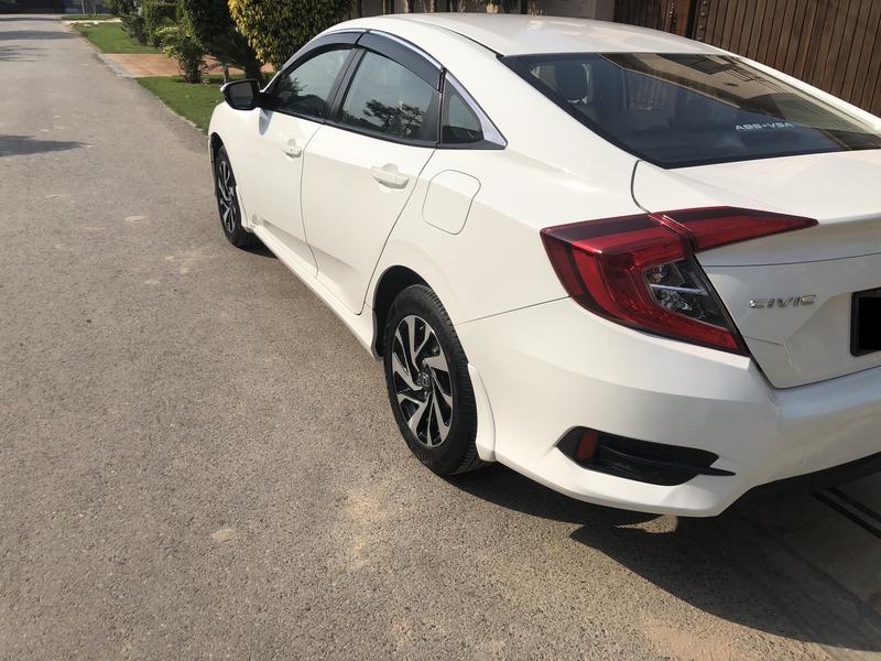 Honda Civic • 2016 • 46,000 km 16