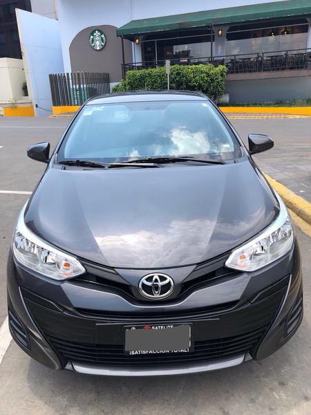 Toyota Yaris • 2018 • 29,600 km 3