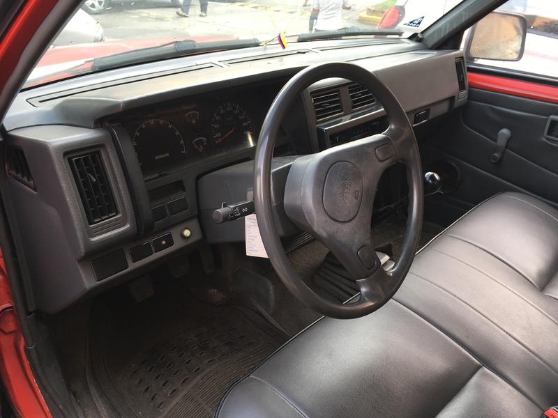 Nissan Pickup • 1994 • 318,543 km 5