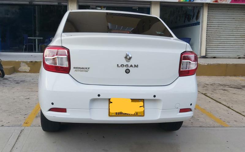 Renault Logan • 2018 • 52,000 km 1