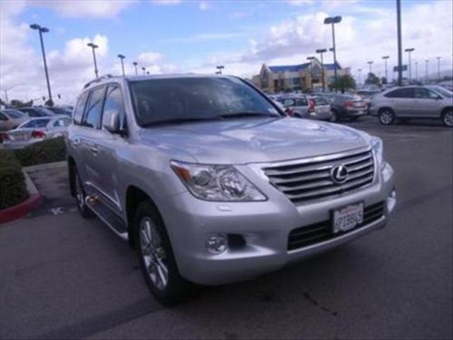 Lexus LX • 2011 • 2,399 km 6