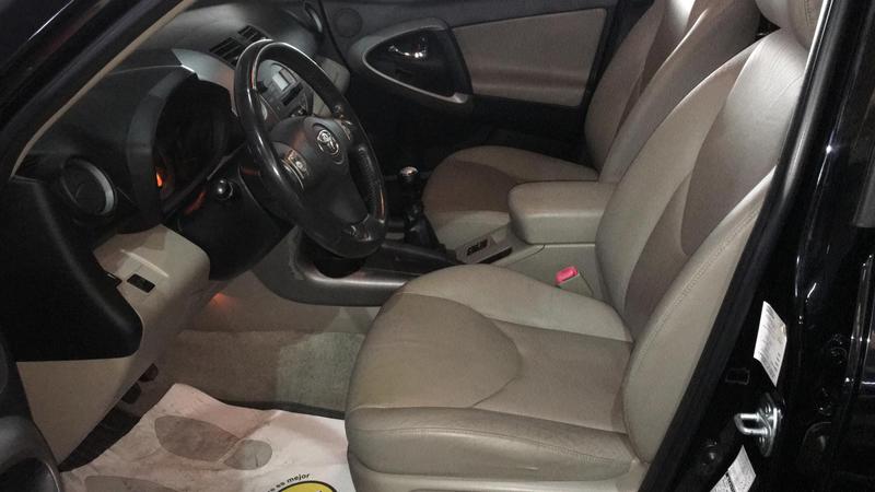 Toyota RAV4 • 2006 • 250 km 5