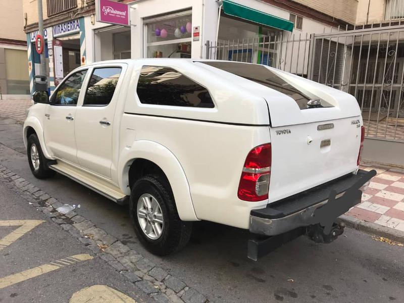 Toyota Hilux • 2013 • 175,000 km 1