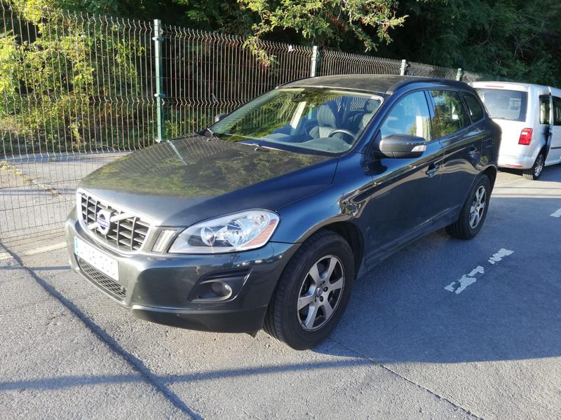 Volvo XC60 • 2019 • 150,000 km 2