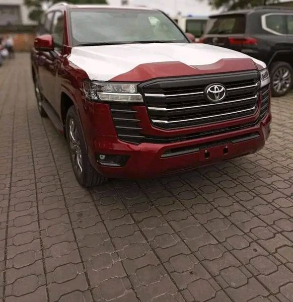 Toyota Land Cruiser • 2021 • 50,000 km 1