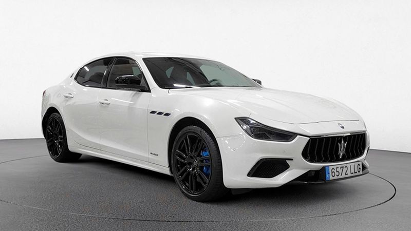 Maserati Ghibli • 2020 • 42,571 km 3