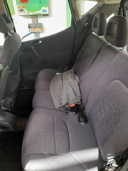 Mercedes-Benz A-Class • 2009 • 80,000 km 6