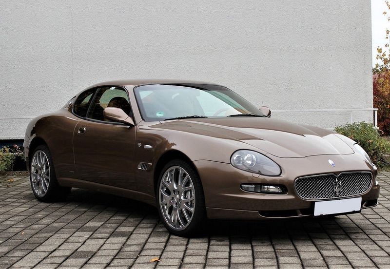 Maserati Coupe • 2007 • 71,000 km 2