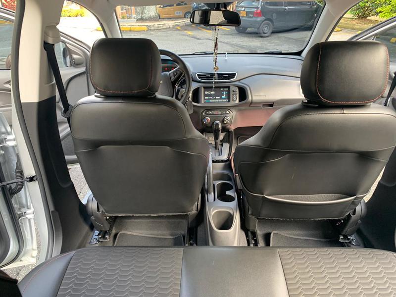 Chevrolet Onix • 2018 • 26,000 km 5