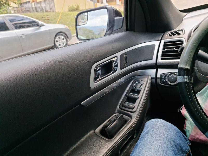 Ford Explorer • 2012 • 193,359 km 14