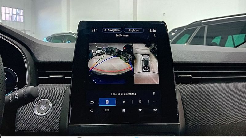 Renault Clio • 2023 • 10,831 km 14