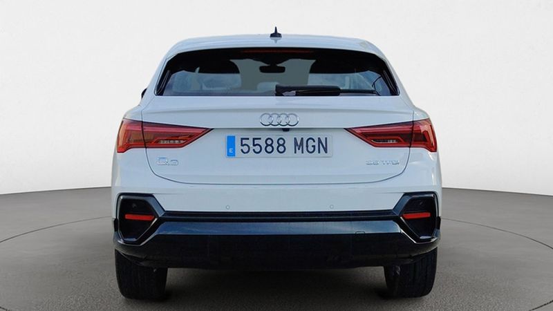 Audi Q3 • 2022 • 57,000 km 15