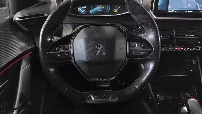 Peugeot 207 • 2020 • 68,344 km 24