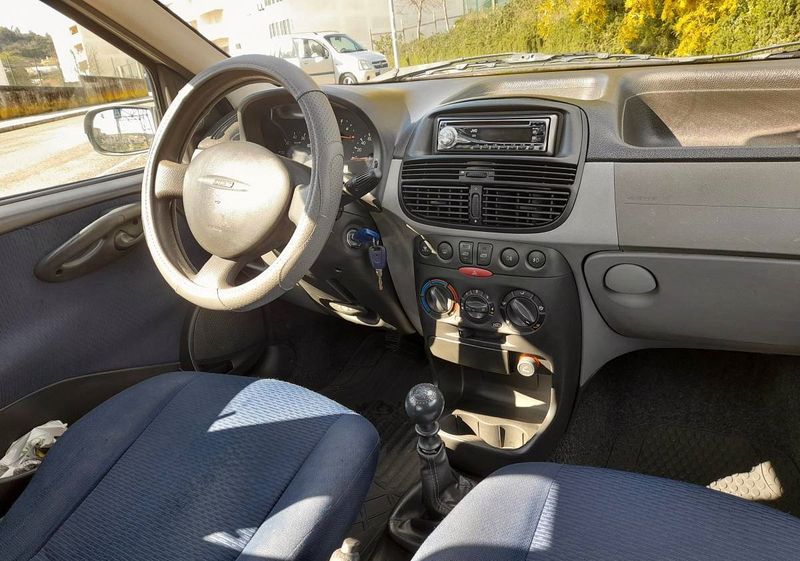 Fiat Punto • 2003 • 200,000 km 7