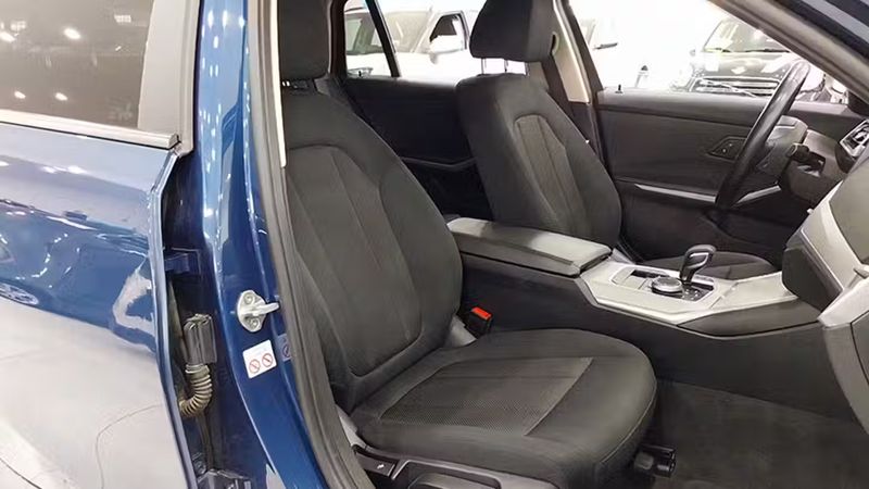 BMW 3 Series • 2021 • 99,176 km 7