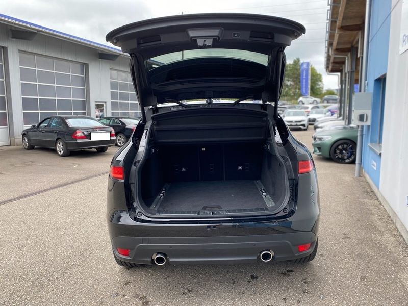 Jaguar F-Pace • 2017 • 80,000 km 3