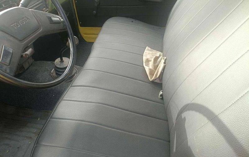 Toyota Hilux • 1998 • 451,000 km 3